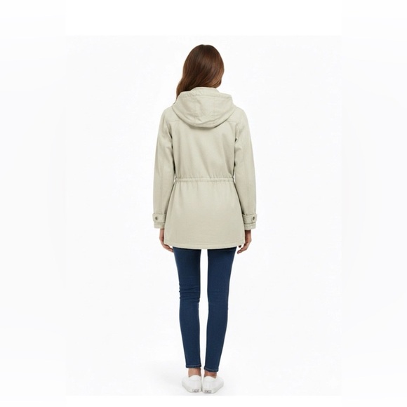 Aritzia Talul Anorak Utility Jacket In Beige - Picture 2 of 10